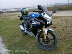 HONDA CBR 150R